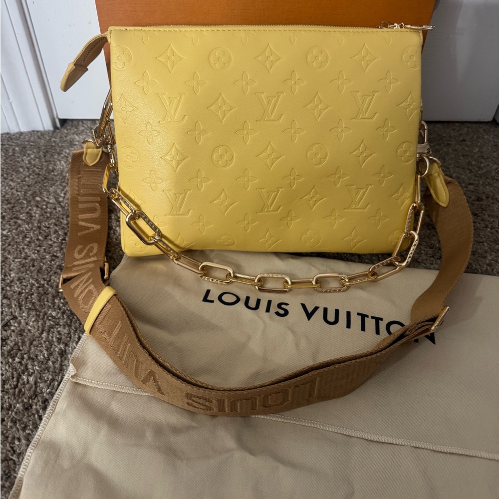 Louis Vuitton Mustard Yellow Crossbody Bag - Picture 5 of 5